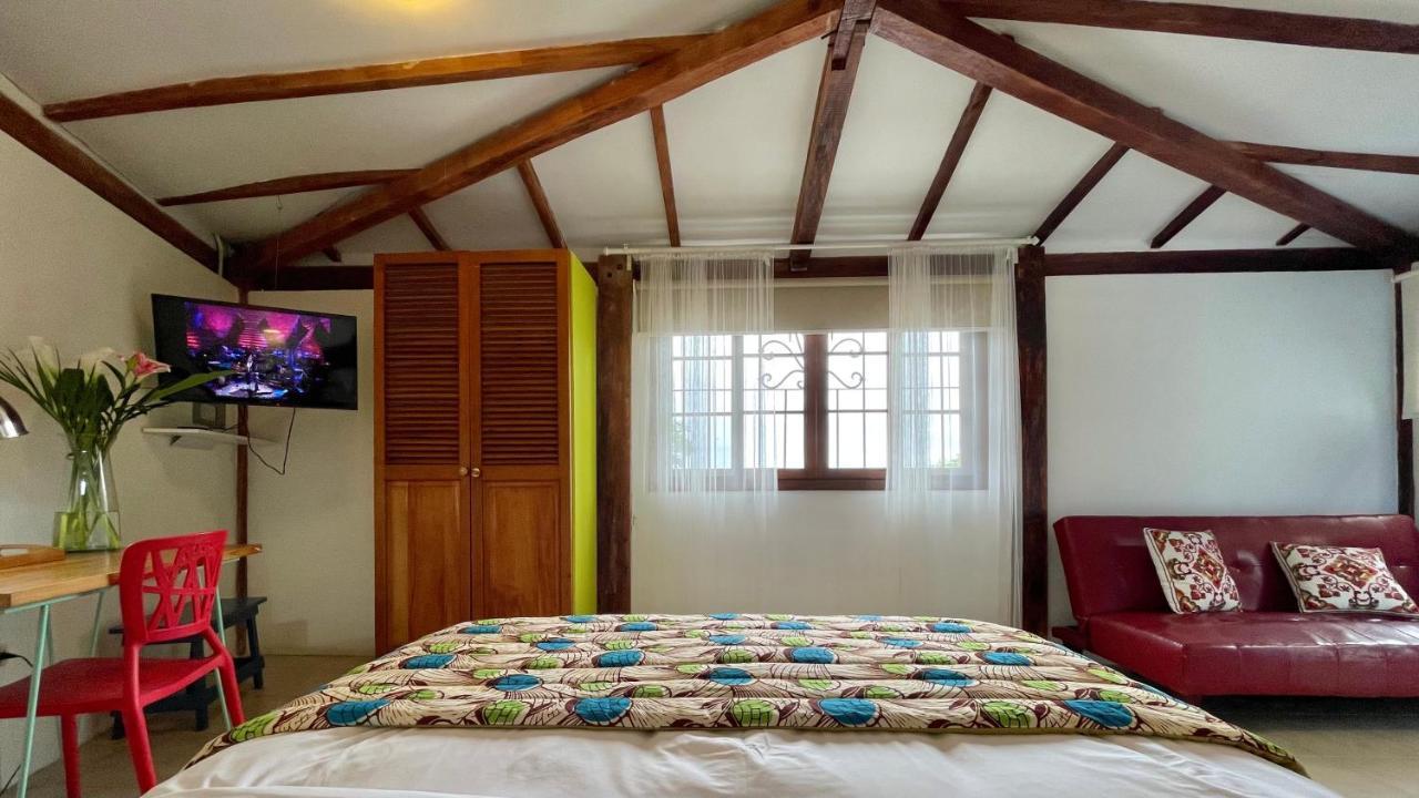 Iguanazu Bed & Breakfast 과야킬 외부 사진