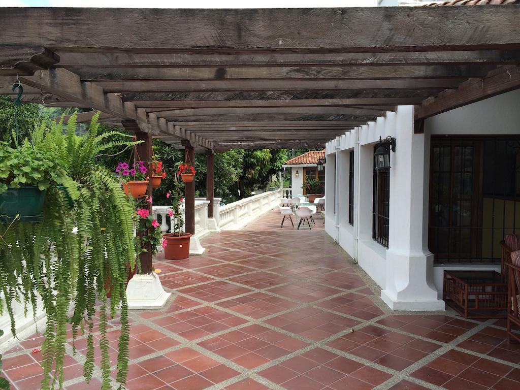 Iguanazu Bed & Breakfast 과야킬 외부 사진