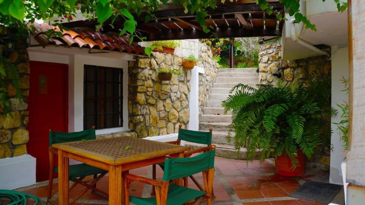 Iguanazu Bed & Breakfast 과야킬 외부 사진